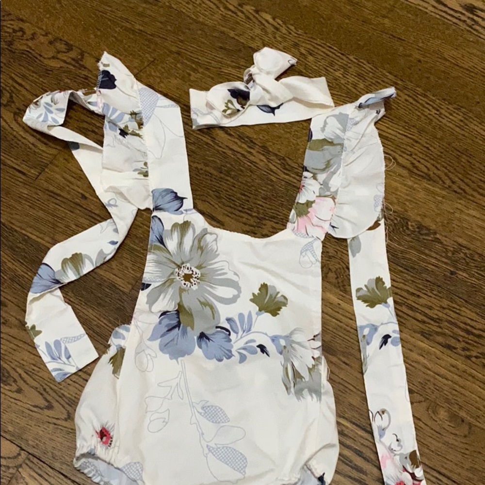 Floral romper with headband